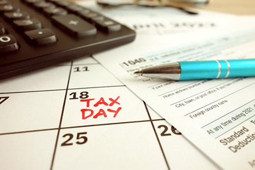 Must-Know Information for Tax Season 2023 | Sensible Services ABC in Hammond, LA. Image of tax payment day April 18 marked on a calendar